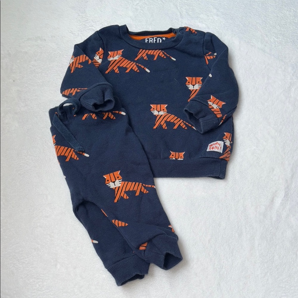 Fred&Flo Navy Blue Tiger Print Baby Outfit matching set 3 months